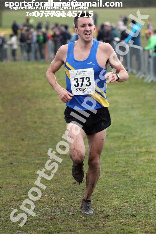 Senior mens Northern Cross Country Champs., Camp Hill Estate, Kirklington.  Photo: David T. Hewitson/Sports for All Pics